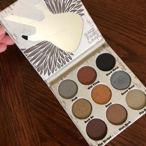 Crown Glam Metals eyeshadow palette
